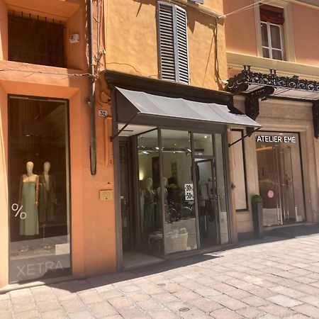 ボローニャPiccolo Monolocale A Due Passi Da Piazza Maggioreアパートメント エクステリア 写真